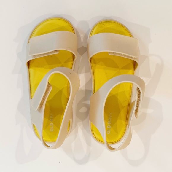 Old Navy Sandals - Picture 2 of 7